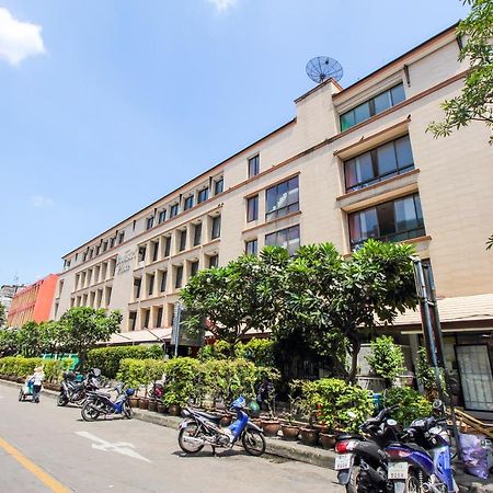 Oyo 434 Boonsiri Place Hotel Bangkok Eksteriør billede